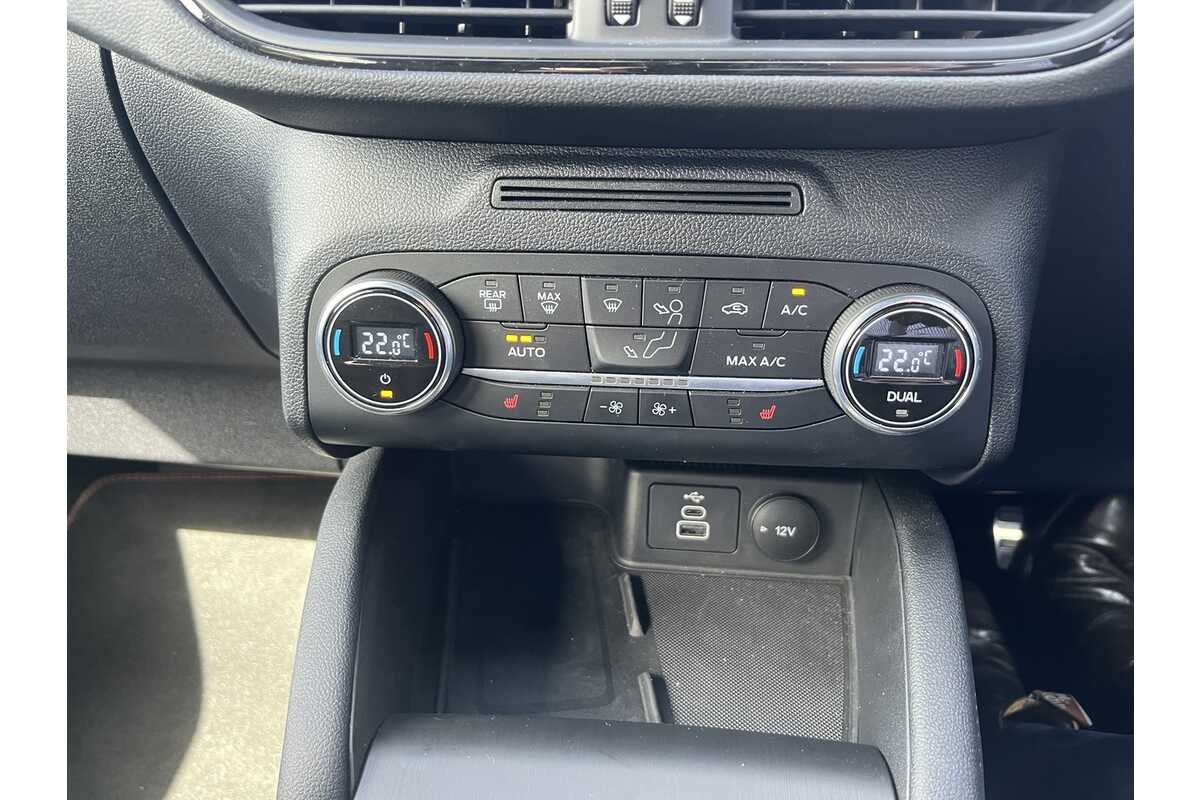 2022 Ford Escape ST-Line ZH