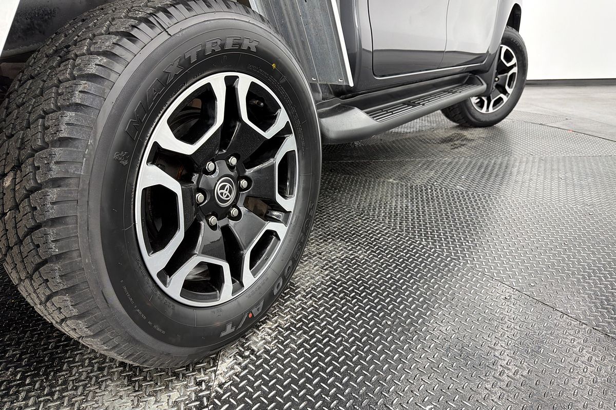 2022 Toyota Hilux SR5 GUN126R 4X4
