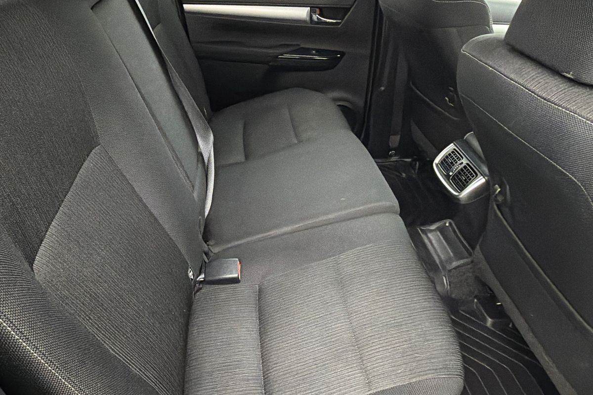 2022 Toyota Hilux SR5 GUN126R 4X4