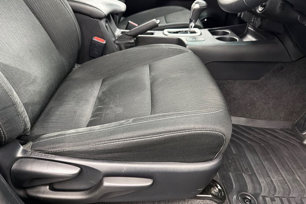 2022 Toyota Hilux SR5 GUN126R 4X4