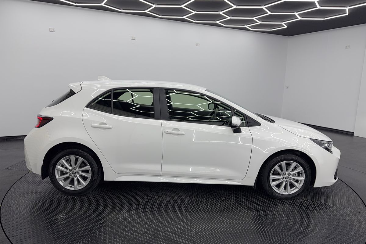 2024 Toyota Corolla Ascent Sport MZEA12R