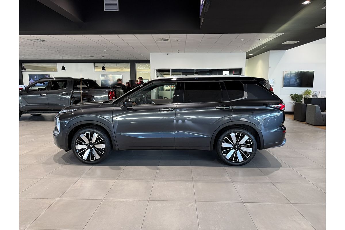2025 Mitsubishi ZM Outlander EXCEED TOURER 2.5 AWD 5S 2025 Mitsubishi ZM Outlander EXCEED TOURER 2.5 AWD 5S