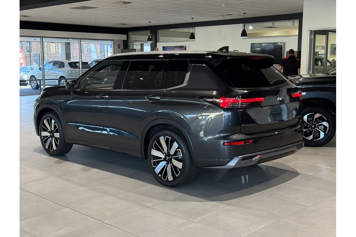 2025 Mitsubishi ZM Outlander EXCEED TOURER 2.5 AWD 5S 2025 Mitsubishi ZM Outlander EXCEED TOURER 2.5 AWD 5S