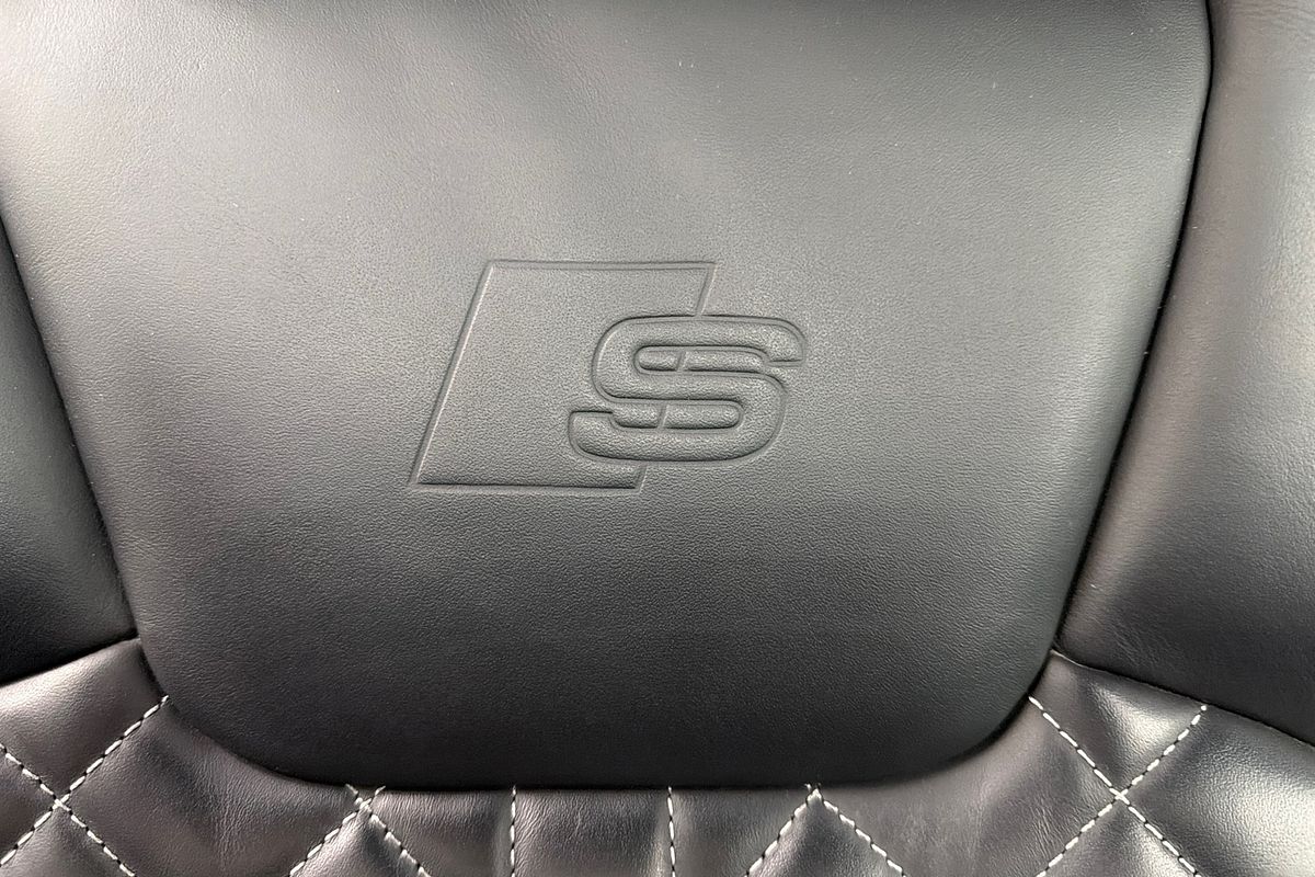 2022 Audi Q5 45 TFSI S line FY