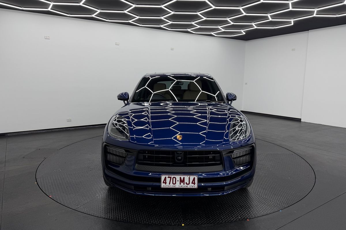 2024 Porsche Macan S 95B