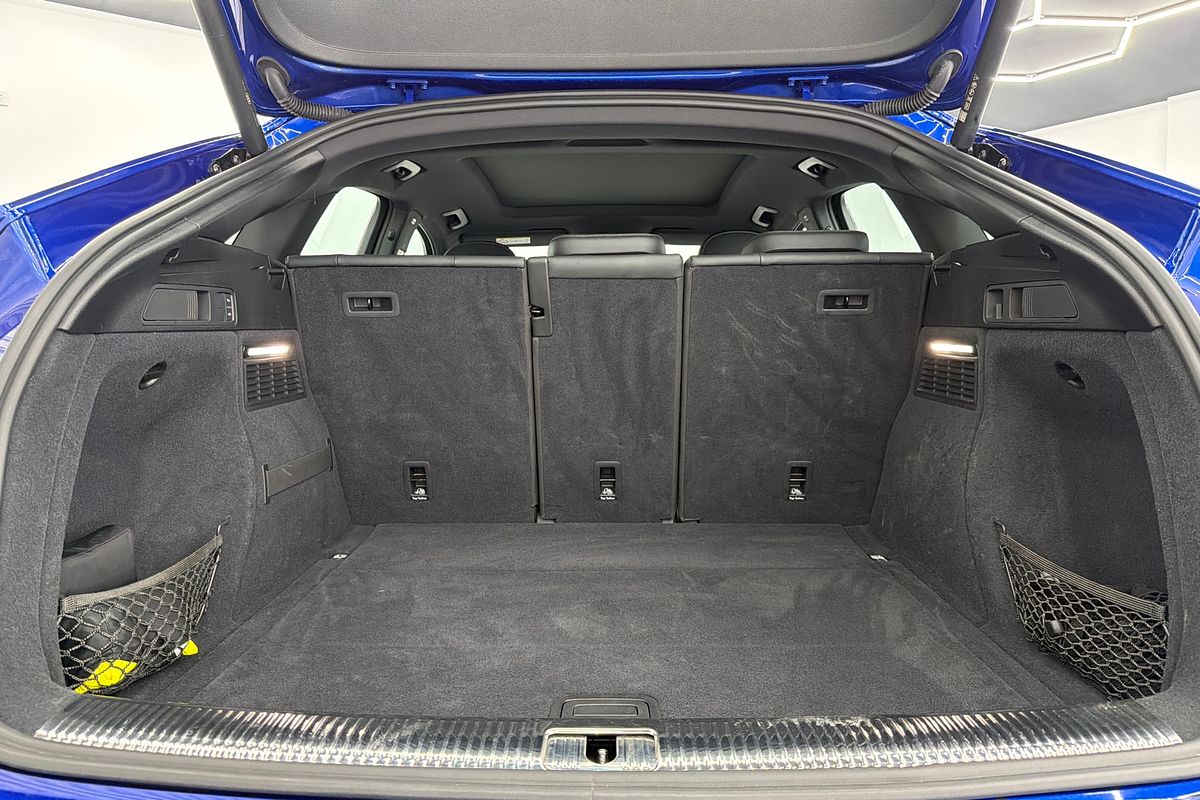2022 Audi Q5 45 TFSI S line FY