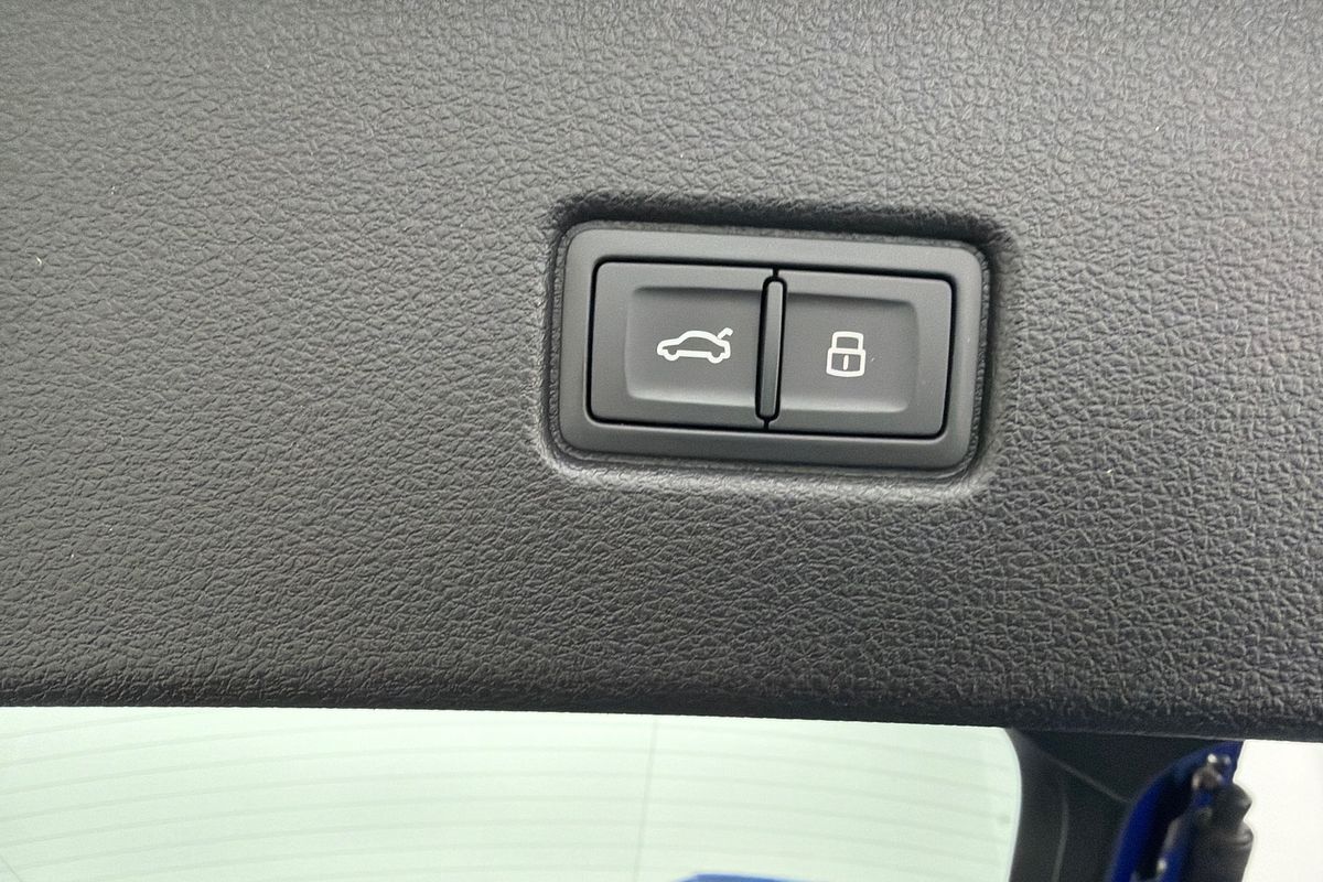 2022 Audi Q5 45 TFSI S line FY