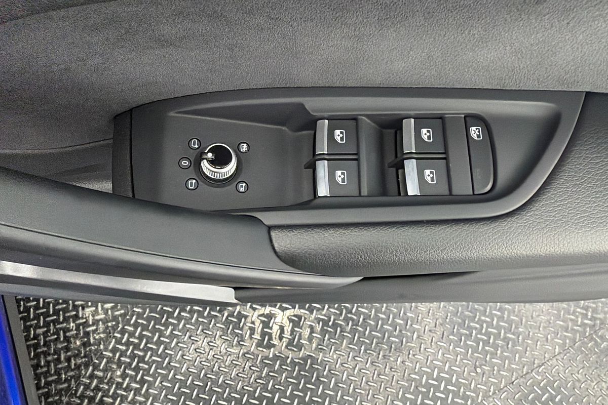 2022 Audi Q5 45 TFSI S line FY
