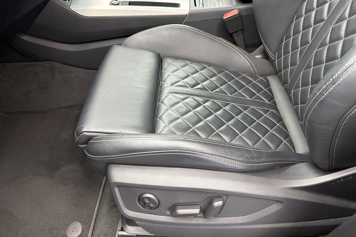 2022 Audi Q5 45 TFSI S line FY