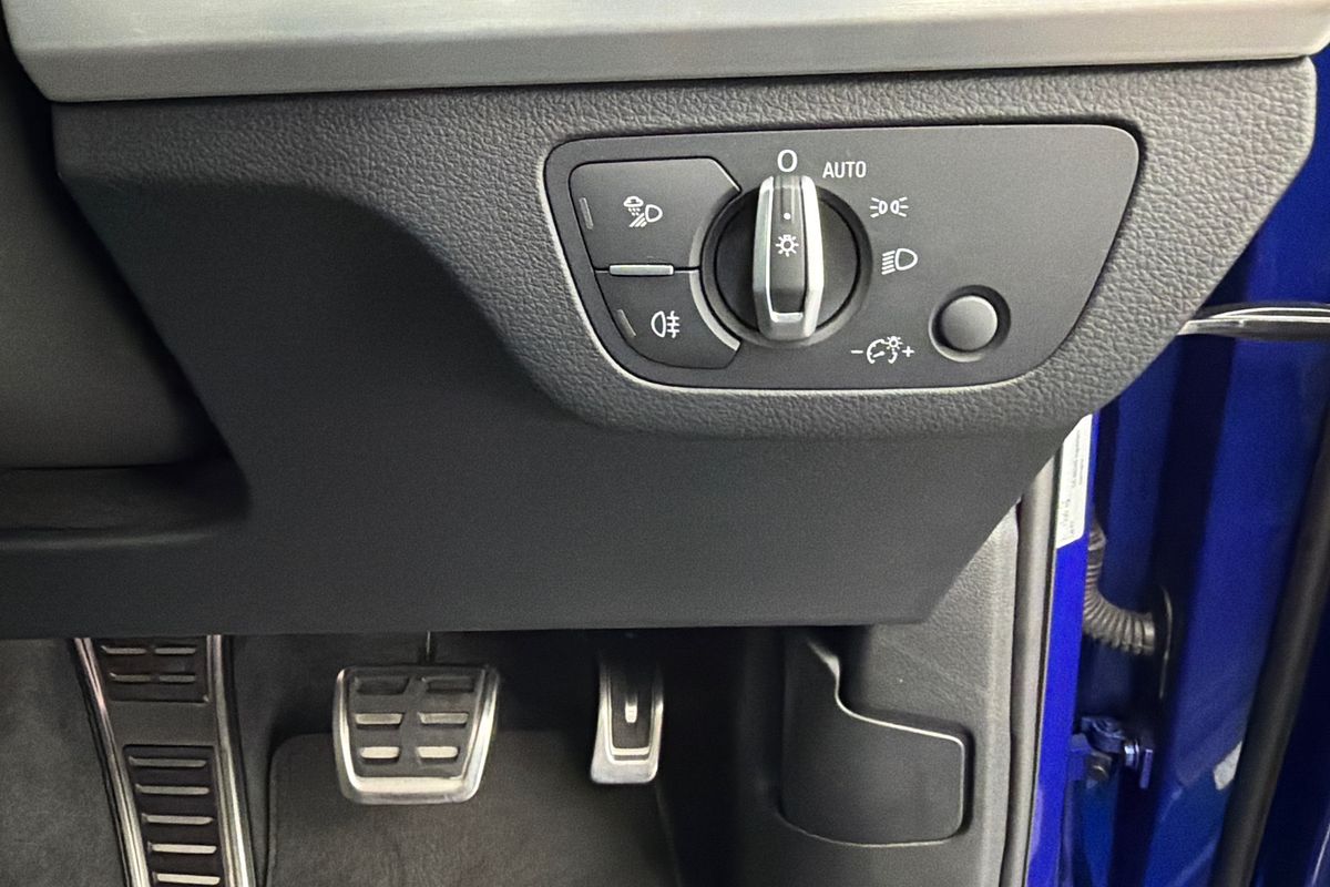2022 Audi Q5 45 TFSI S line FY