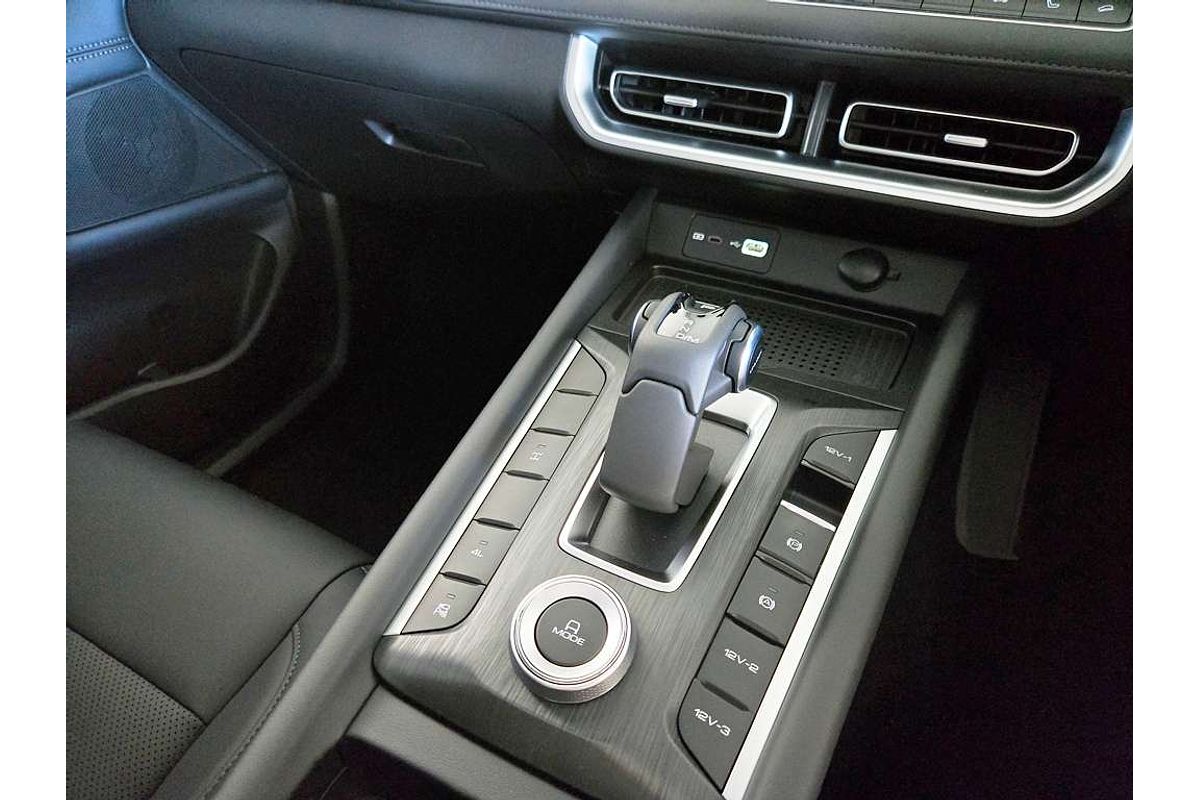 Ute Alpha PHEV Luxury 4x4