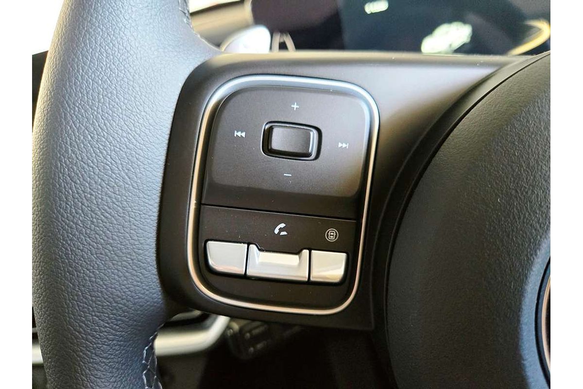 Ute Alpha PHEV Luxury 4x4