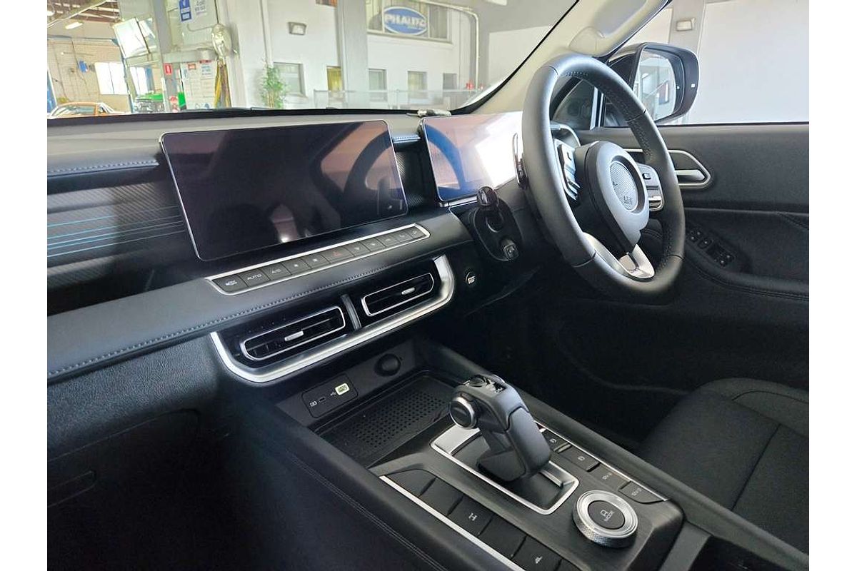 Ute Alpha PHEV Luxury 4x4