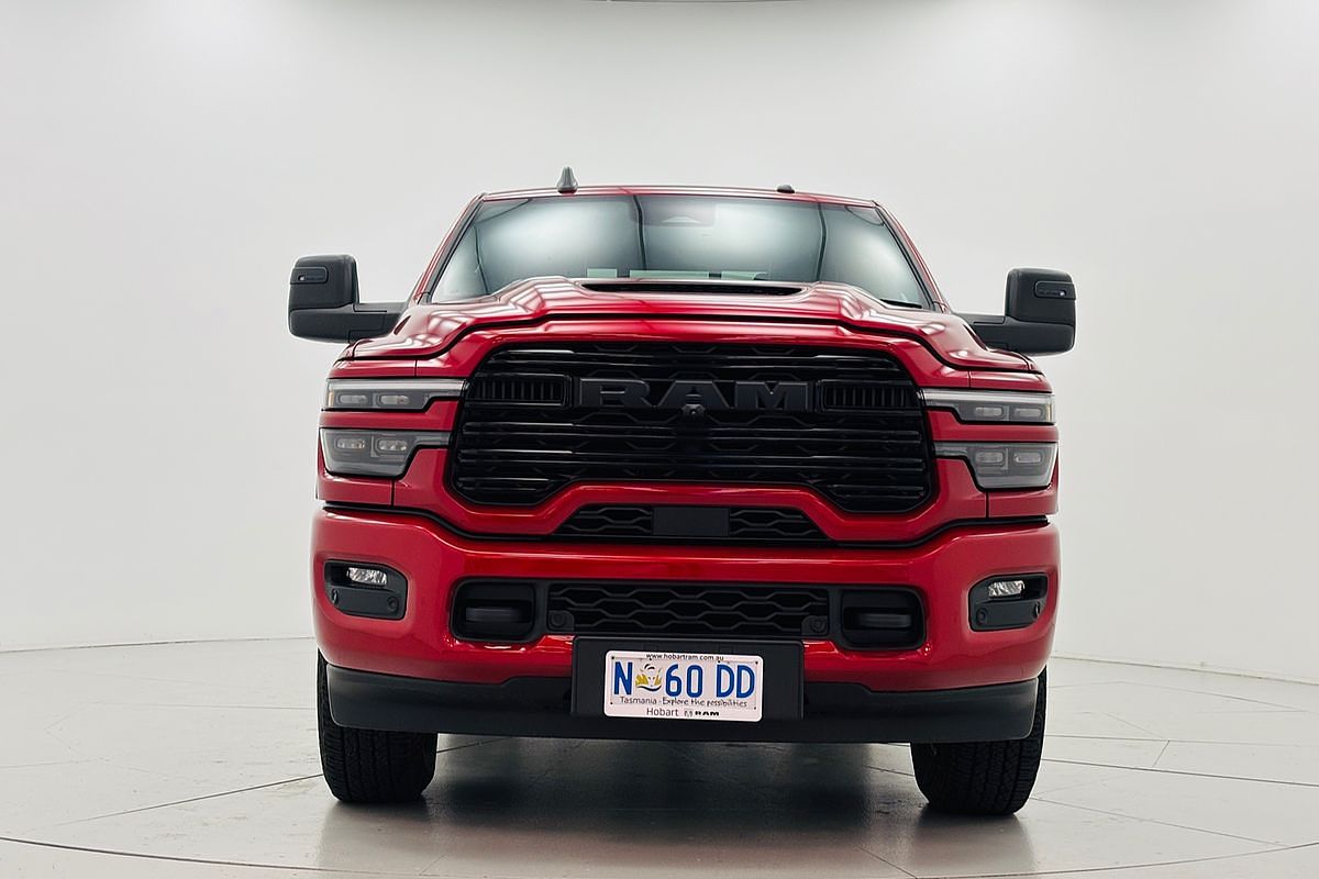 2026 Ram Trucks 2500 Laramie Crew Cab (DJ7P9124H.26/STD)