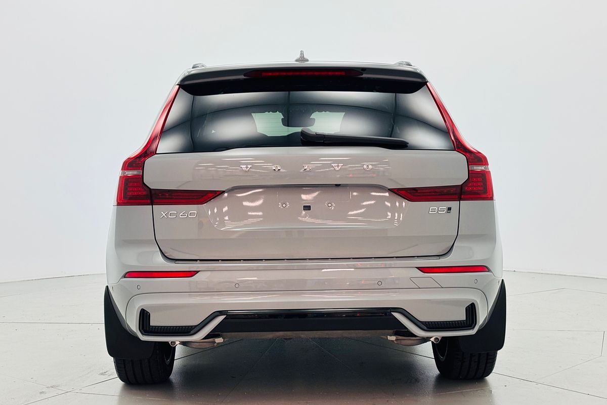 XC60 UZ MY26 Ultra B5 Dark Wagon 5dr Spts Auto 8sp AWD 2.0T/10kW (Mild Hybrid)