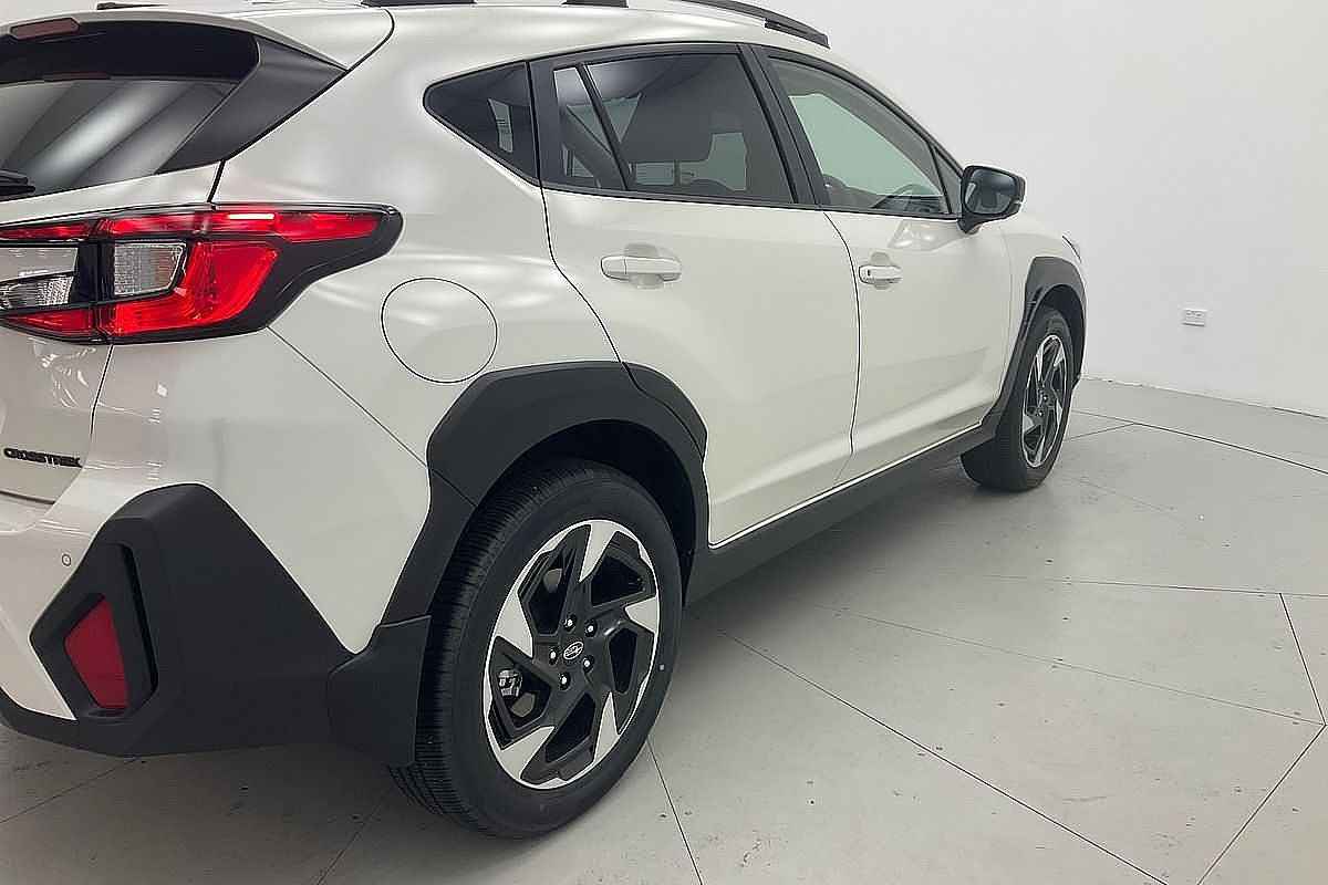 MY26 Subaru  2.0 R AWD CVT