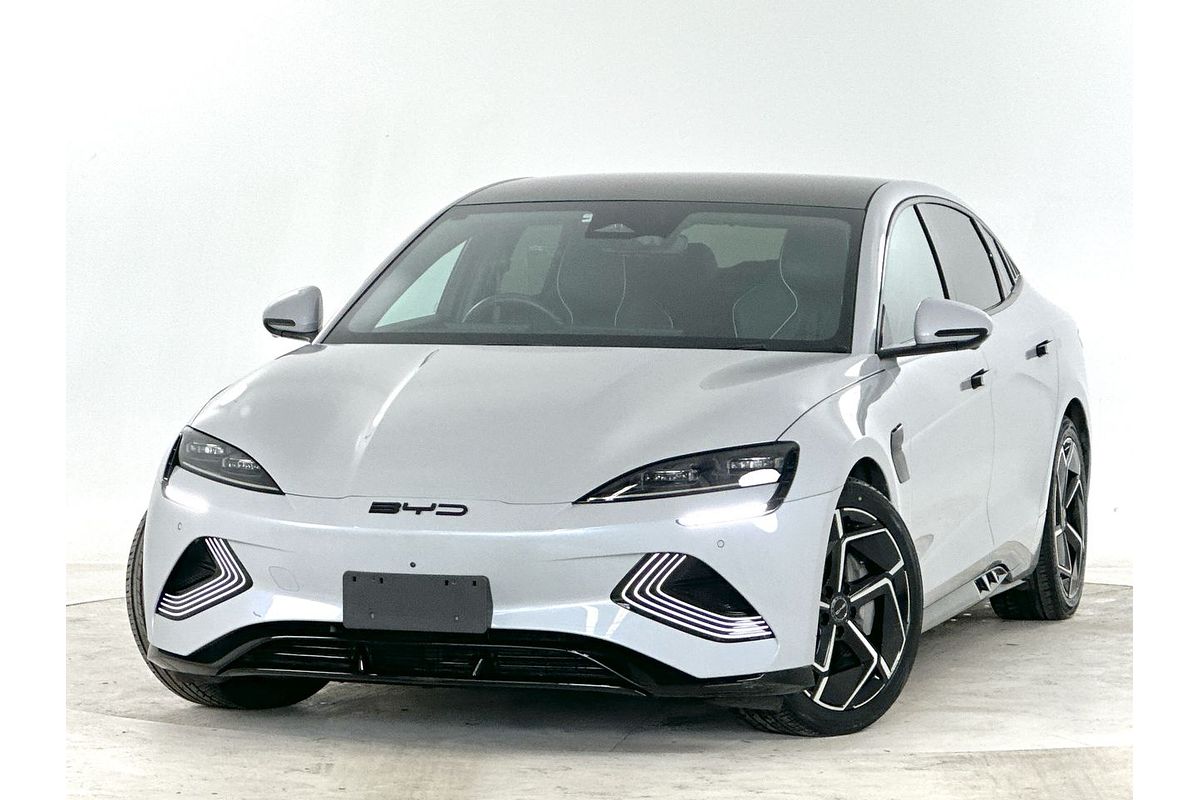 2023 BYD SEAL Performance