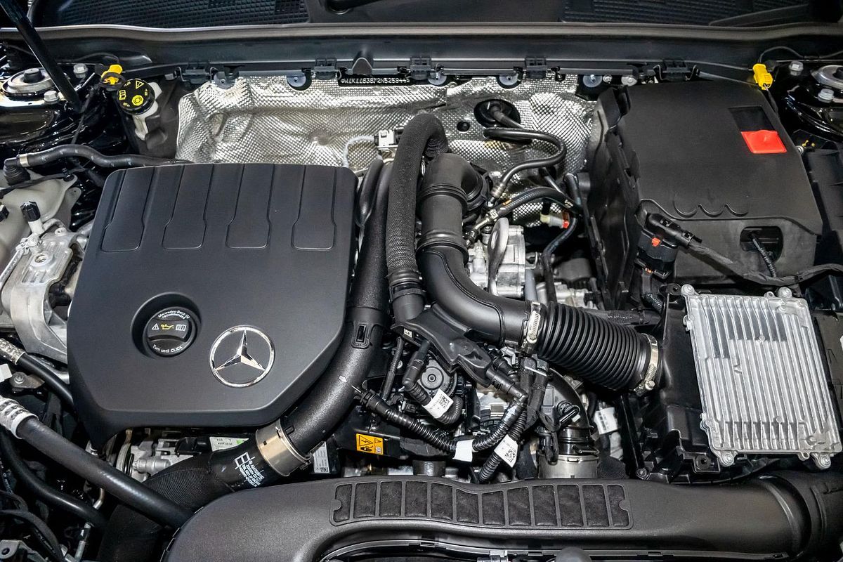 C118 805+055MY CLA200 CPE DUAL 7sp 1.3T/10kW