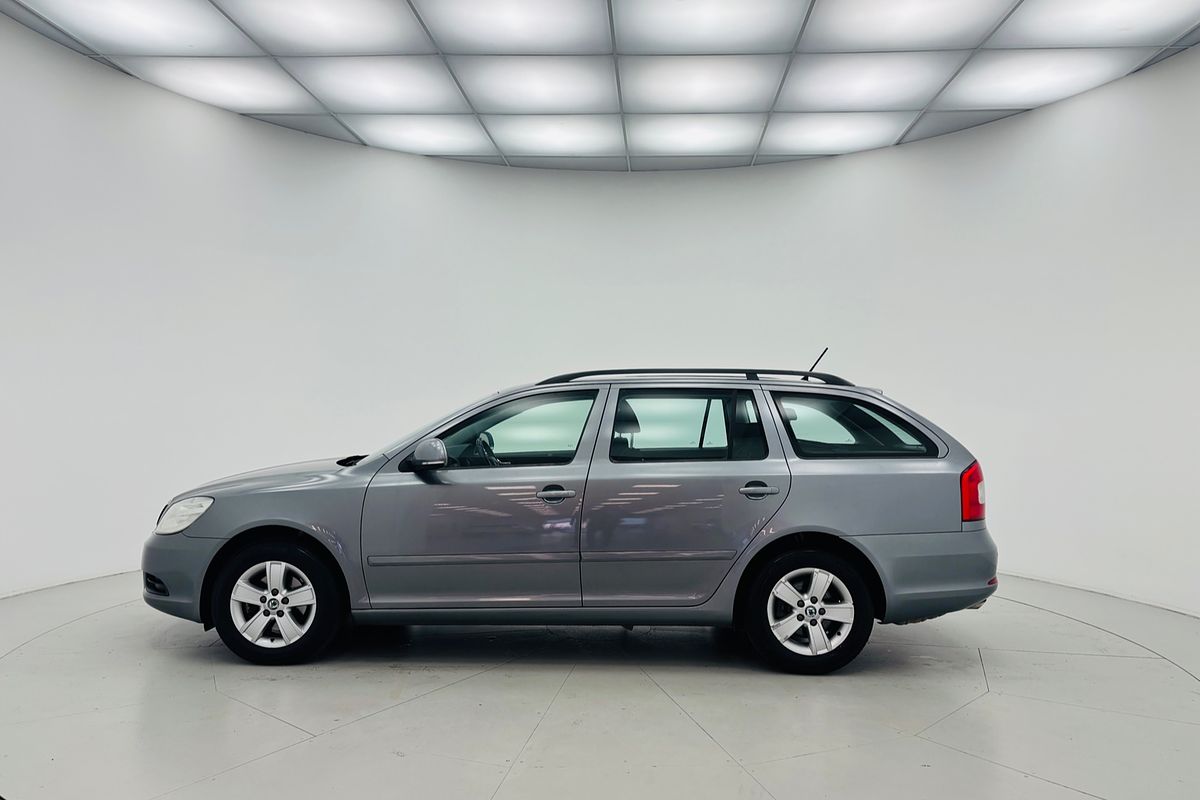 2012 Skoda OCTAVIA 90 TSI 7 SP AUTO DIRECT SHIFT 4D WAGON T4