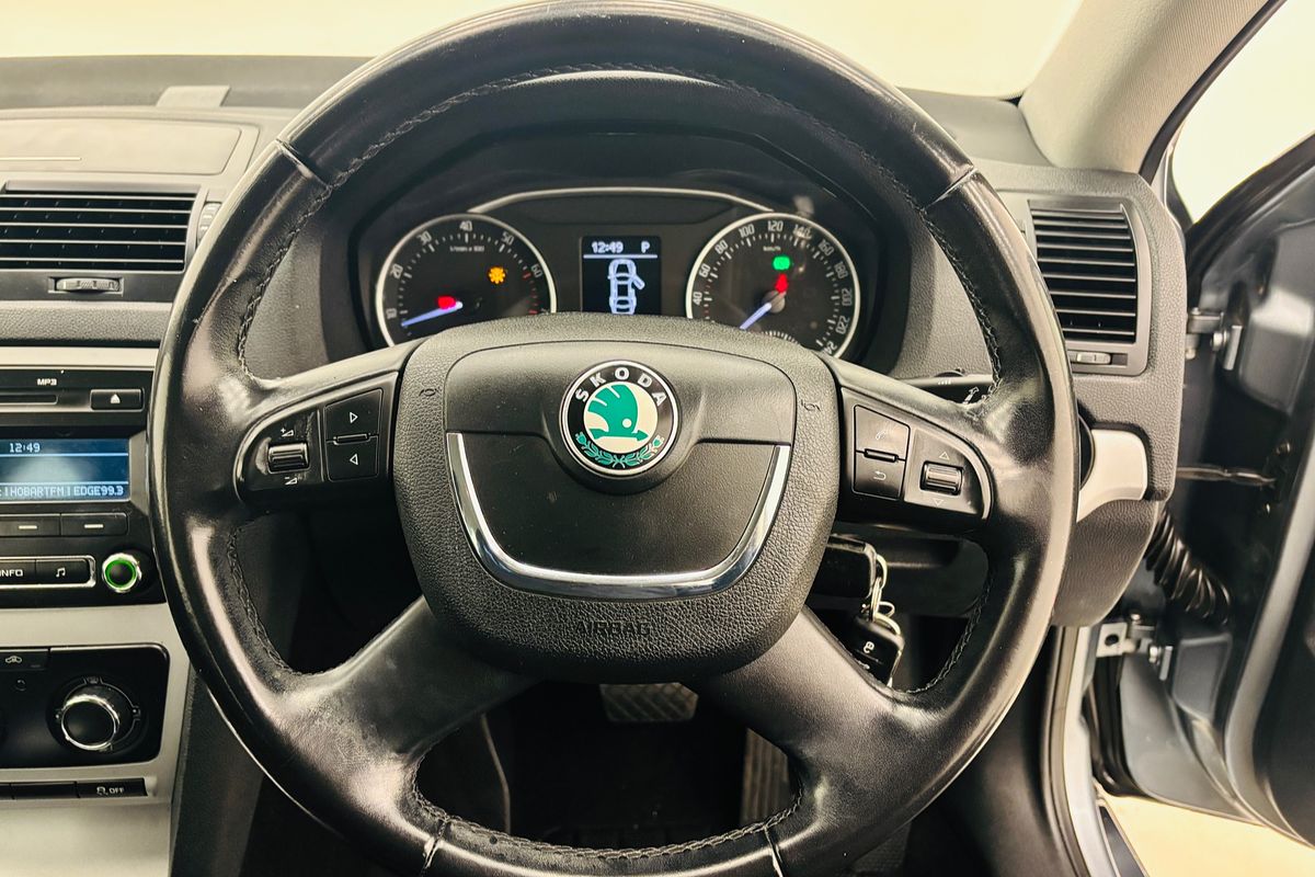 2012 Skoda OCTAVIA 90 TSI 7 SP AUTO DIRECT SHIFT 4D WAGON T4