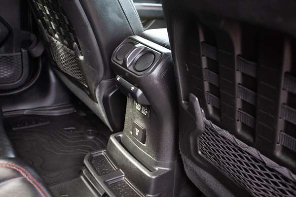 2019 Jeep Wrangler Unlimited Rubicon JL thumb-7