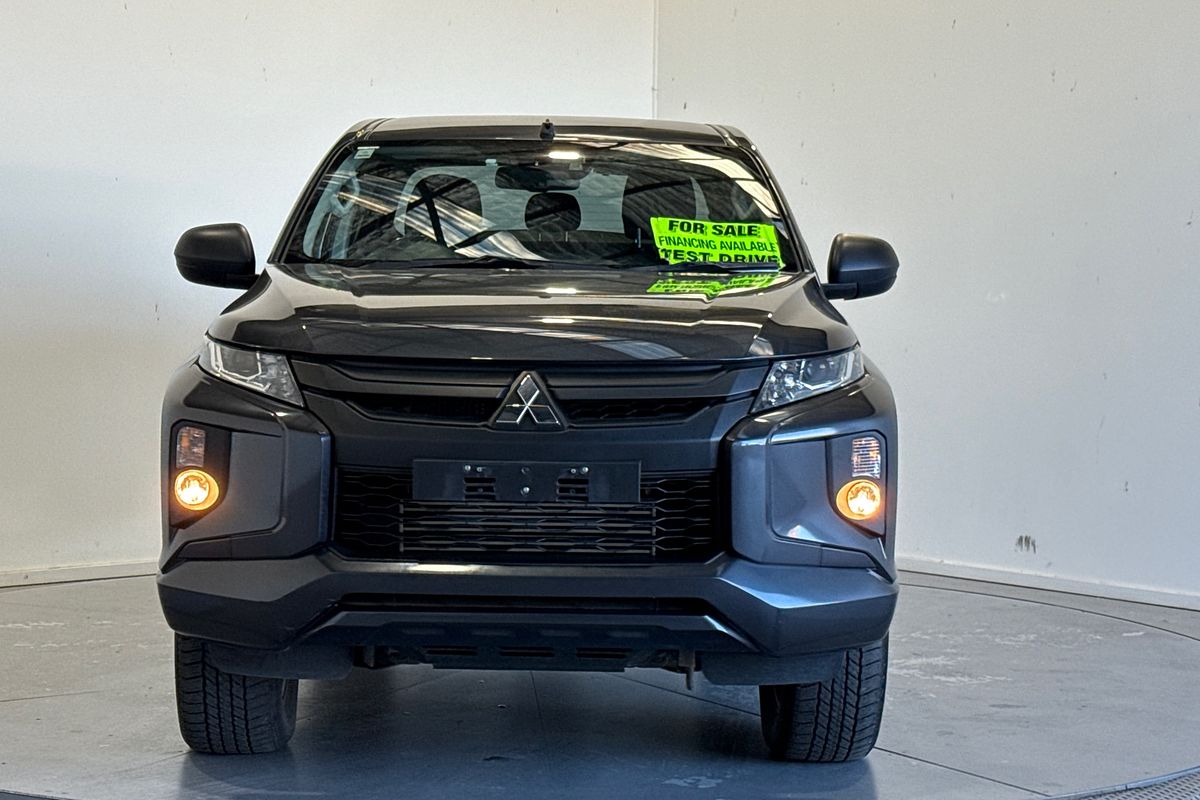 2022 Mitsubishi Triton GLX-R MR 4X4