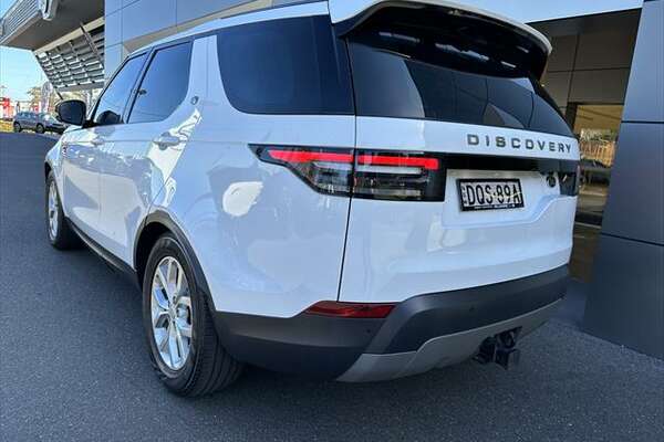 2017 Land Rover Discovery SD4 - SE