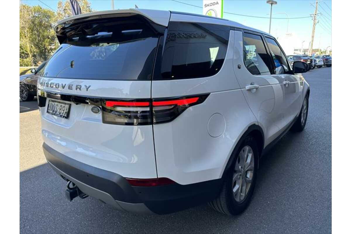 2017 Land Rover Discovery SD4 - SE