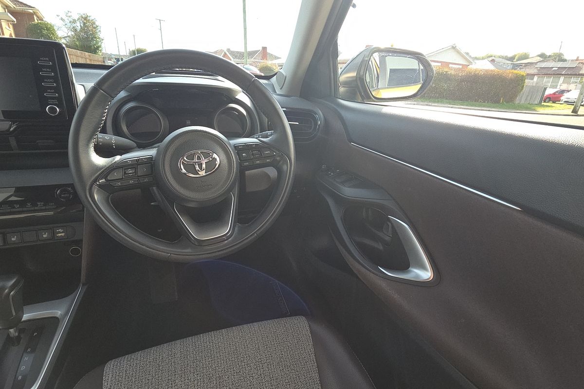 Urban 1.5L Auto CVT Hatch