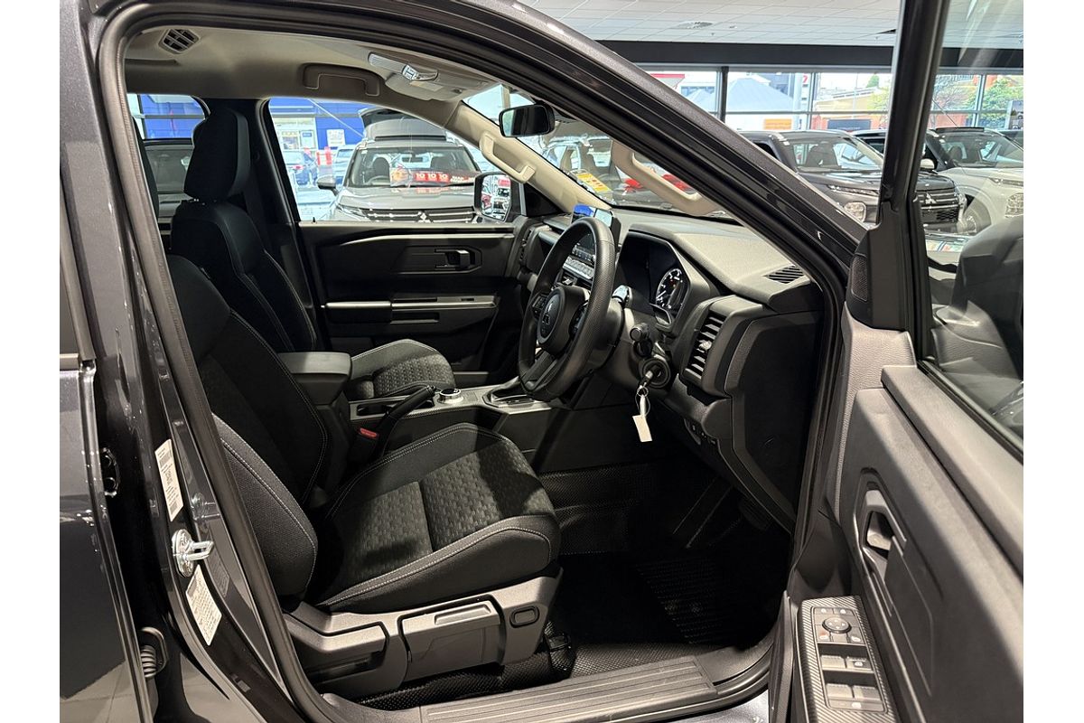 2026 Mitsubishi MV Triton GLX+ 2.4L D 6AT 4X4 DC PU