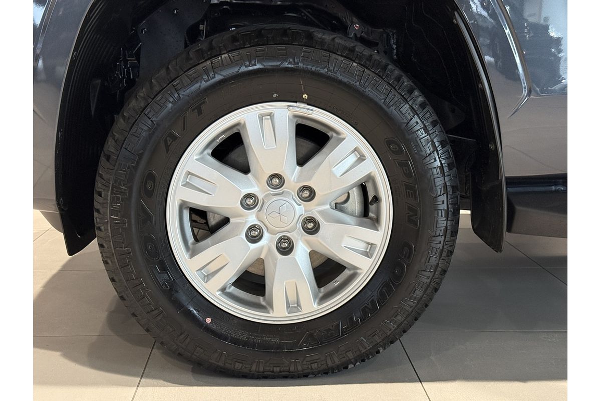 2026 Mitsubishi MV Triton GLX+ 2.4L D 6AT 4X4 DC PU