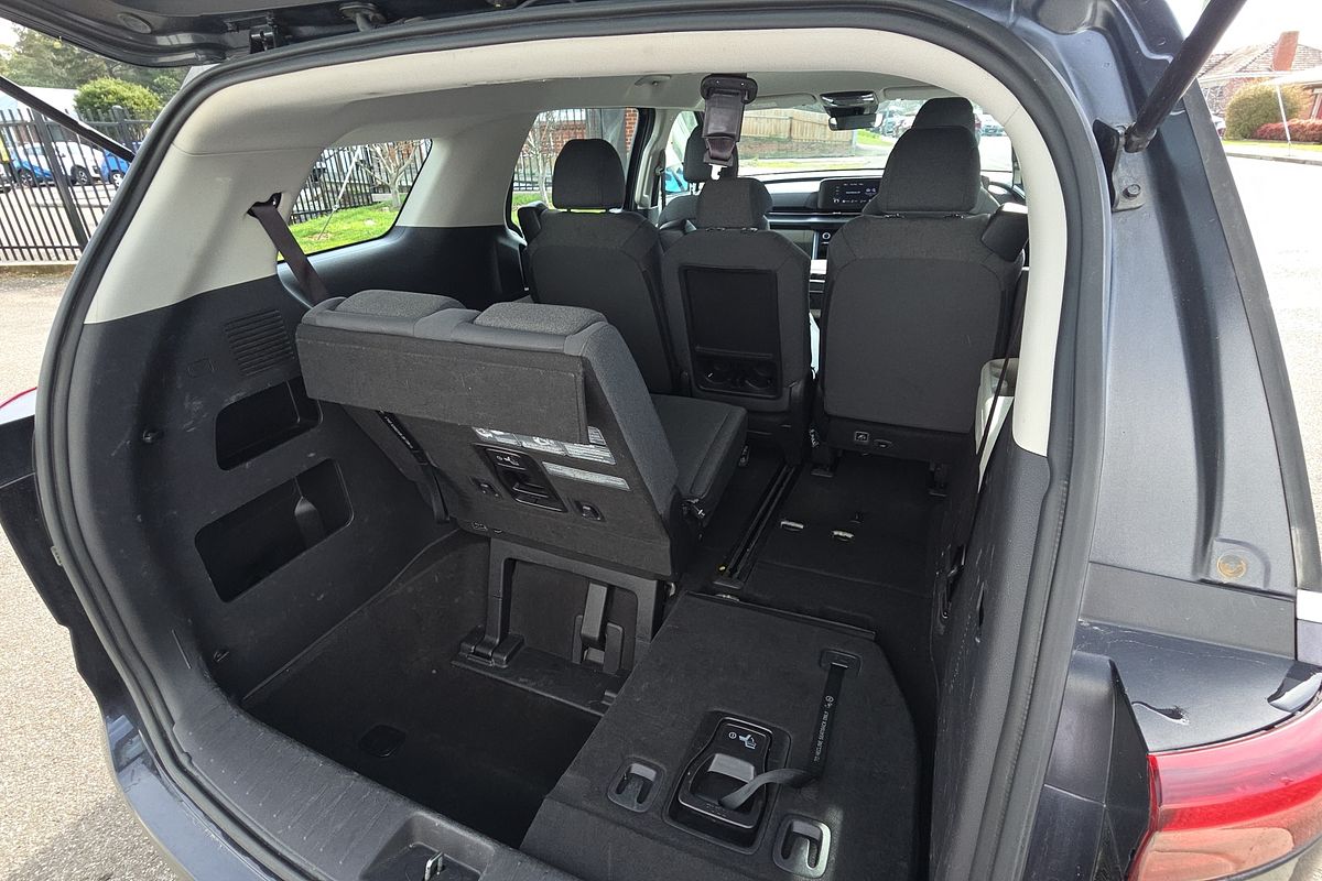 MY22 Kia KA4 S DSL Auto Wagon