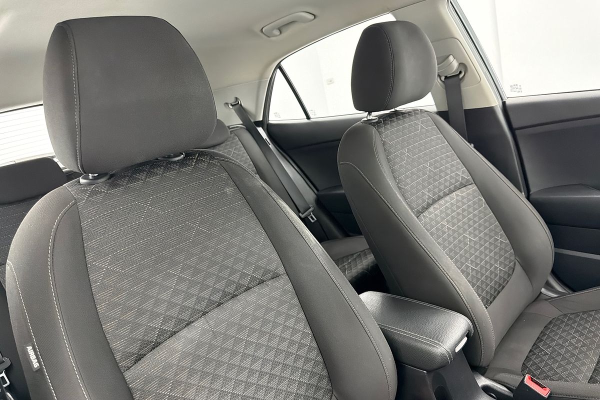 2018 Kia Rio S YB