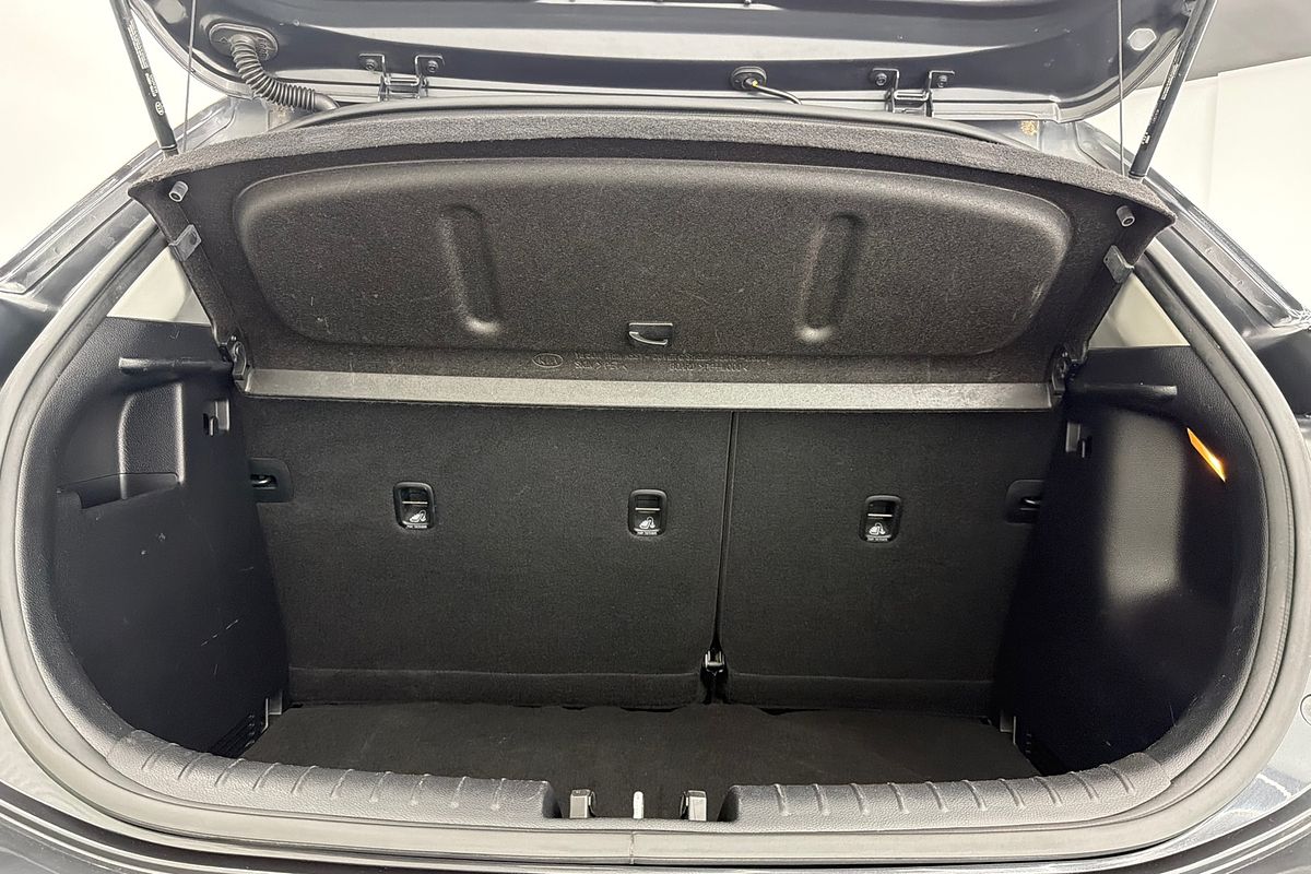 2018 Kia Rio S YB