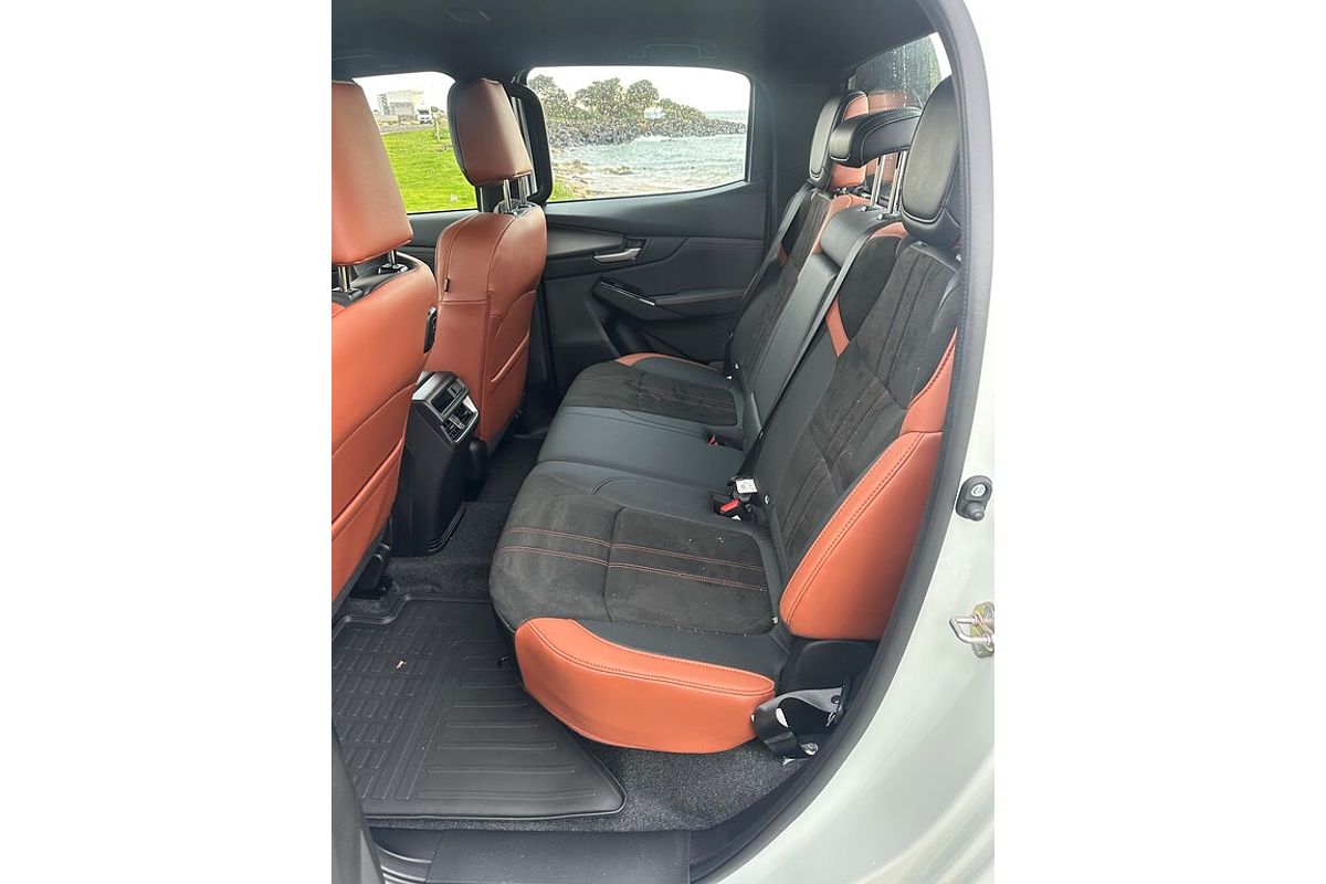 Mazda BT-50 H 6AUTO 3.0L DUAL CAB PICKUP SP 4X4