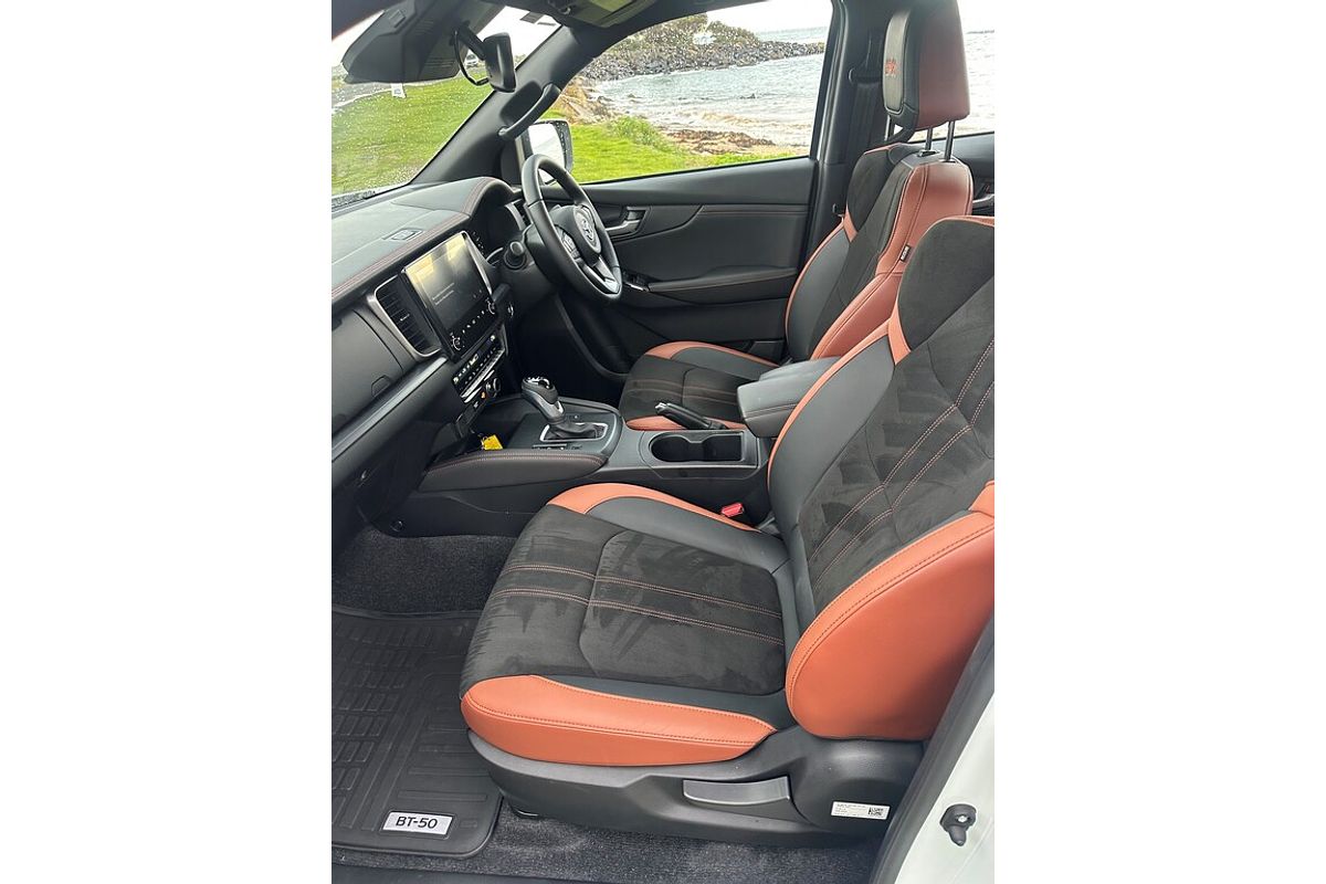 Mazda BT-50 H 6AUTO 3.0L DUAL CAB PICKUP SP 4X4