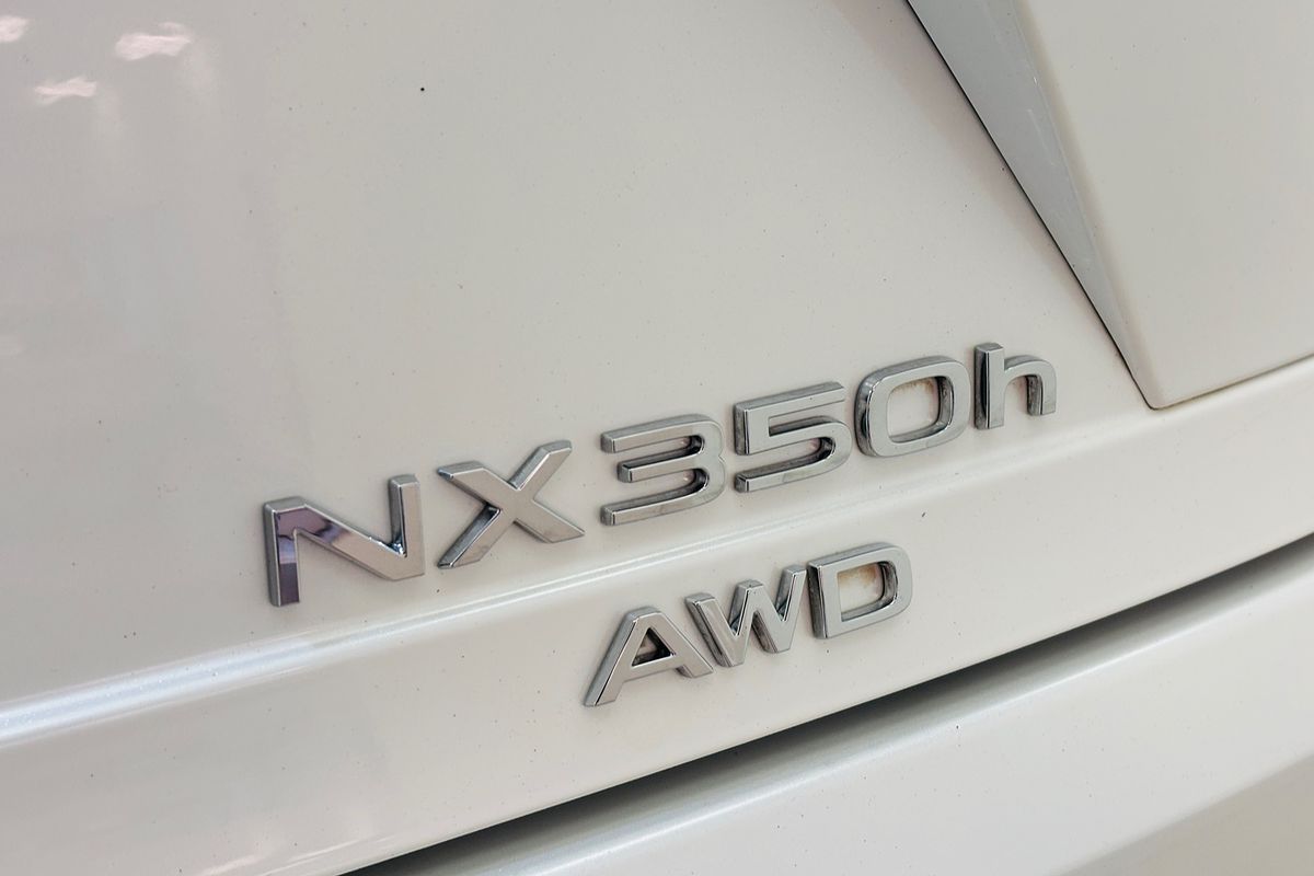 NX NX 350H LUXURY AWD, CVT 2.5L 4CYL PETROL/ELECTRIC
