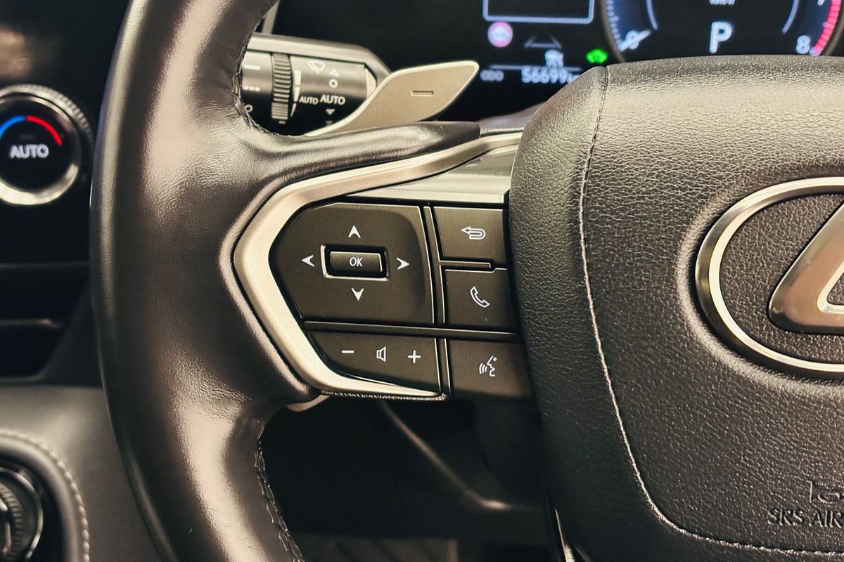 NX NX 350H LUXURY AWD, CVT 2.5L 4CYL PETROL/ELECTRIC