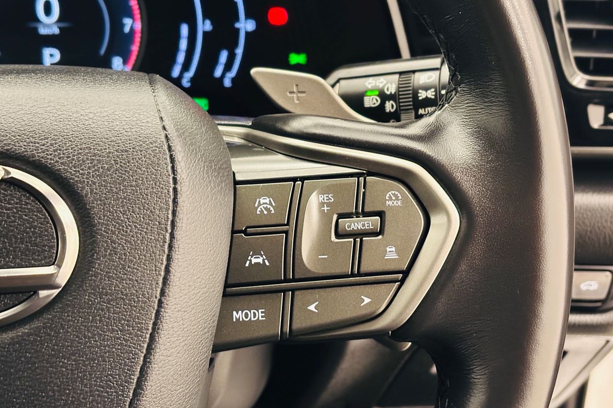 NX NX 350H LUXURY AWD, CVT 2.5L 4CYL PETROL/ELECTRIC