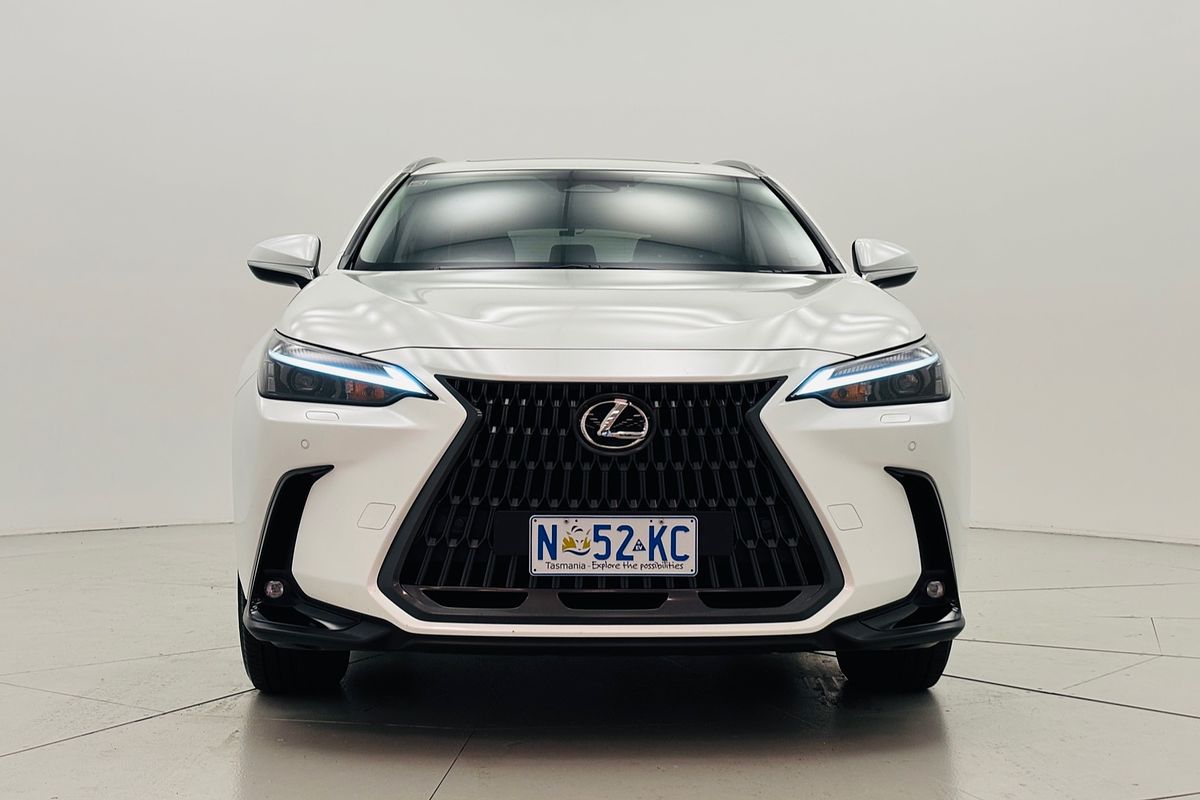 NX NX 350H LUXURY AWD, CVT 2.5L 4CYL PETROL/ELECTRIC