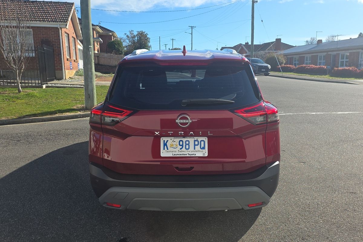 2022 Nissan X-TRAIL ST T33