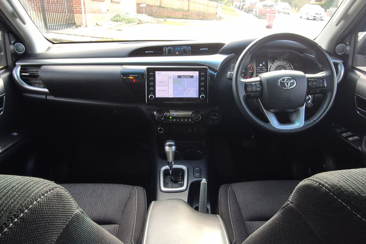 4x4 SR5 2.8L T Diesel Automatic Double Cab