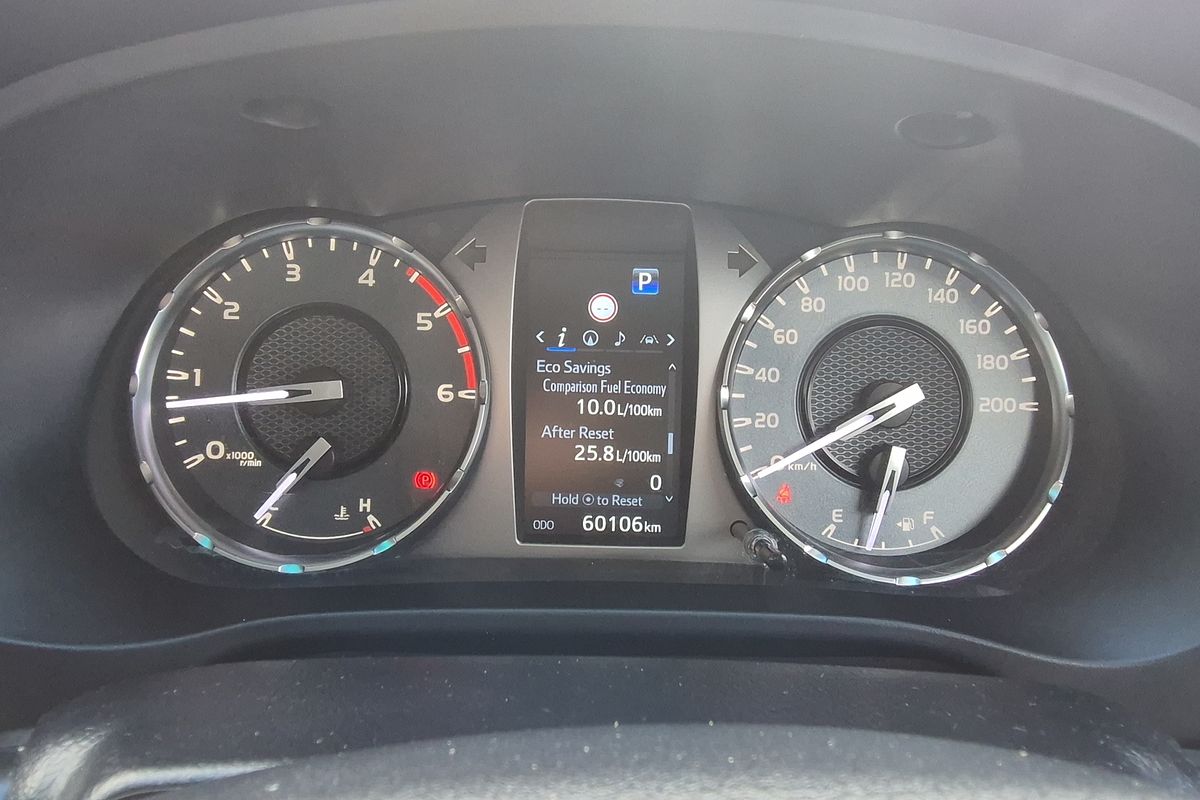 4x4 SR5 2.8L T Diesel Automatic Double Cab