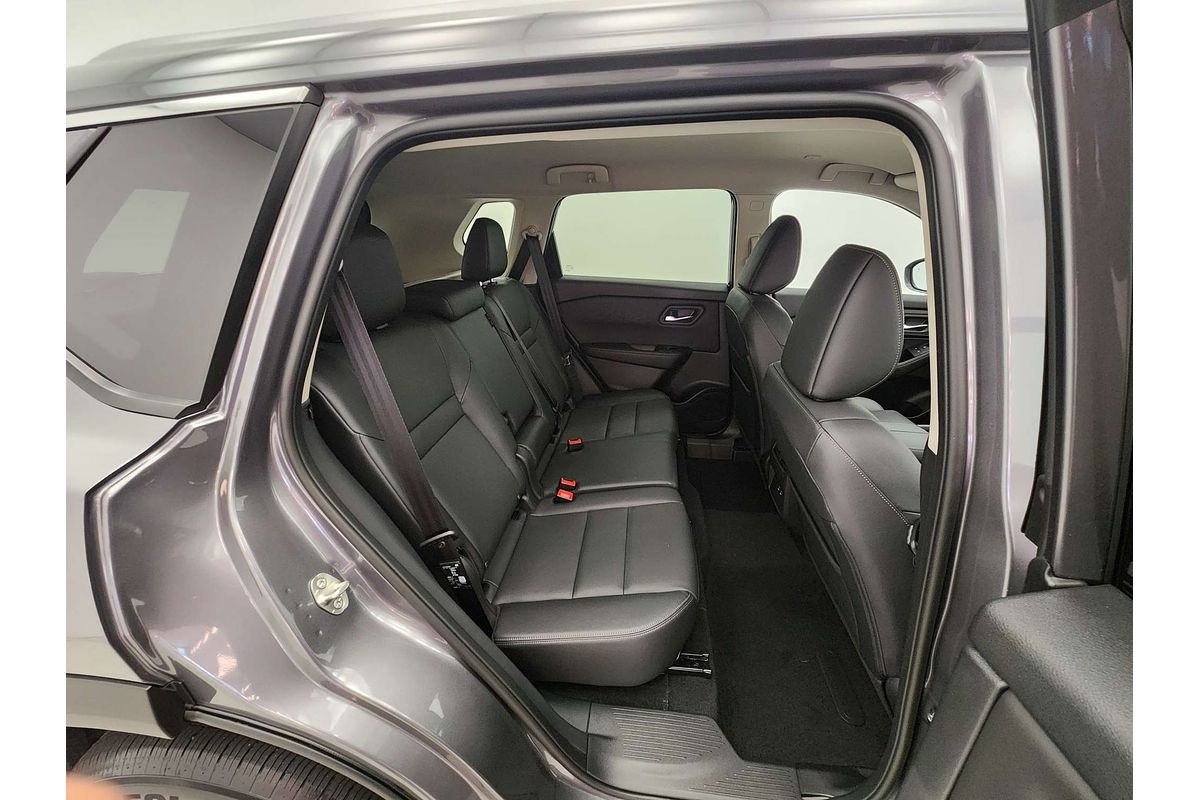 Nissan X-TRAIL 4WD ST-L e-POWER MY26