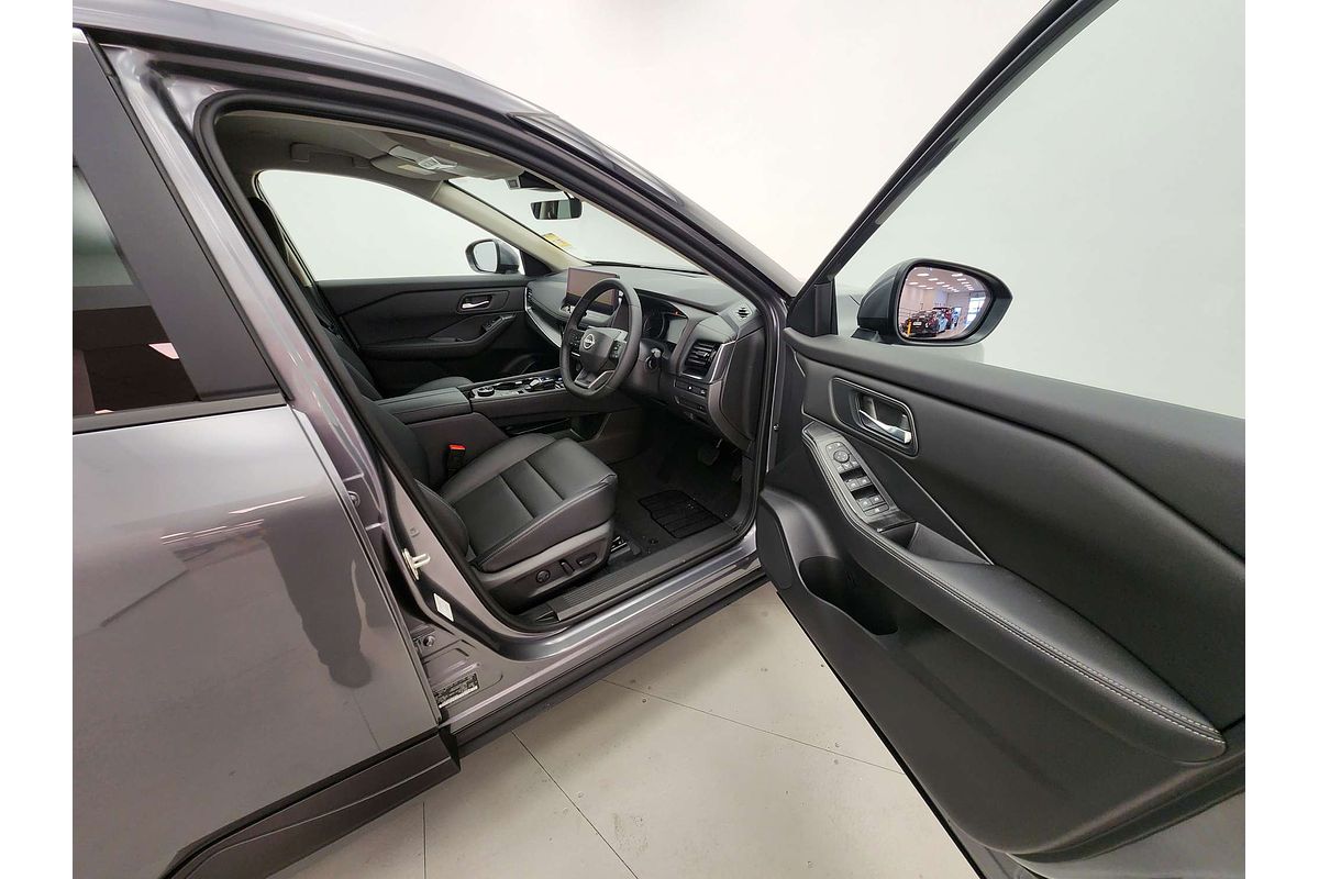 Nissan X-TRAIL 4WD ST-L e-POWER MY26