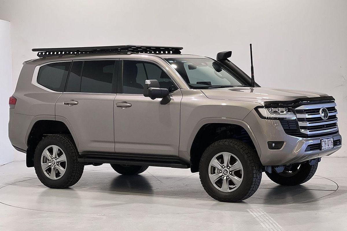 2025 Toyota Landcruiser VX FJA300R