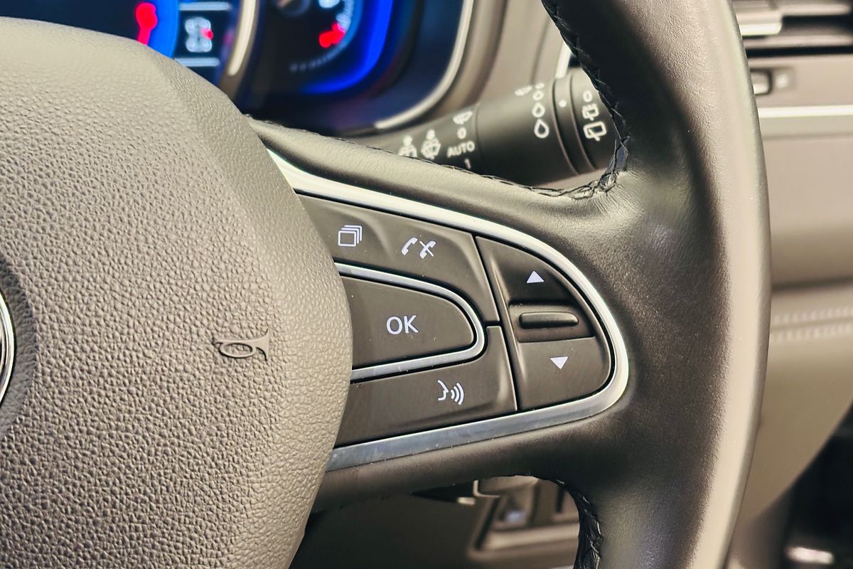 2025 Koleos Techno 4x4 2.5L Petrol CVT  