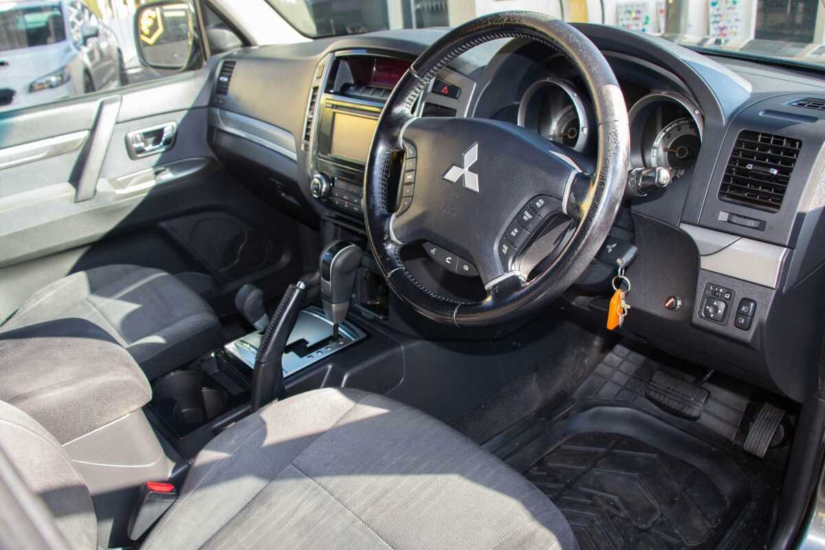 2014 Mitsubishi Pajero GLX NW