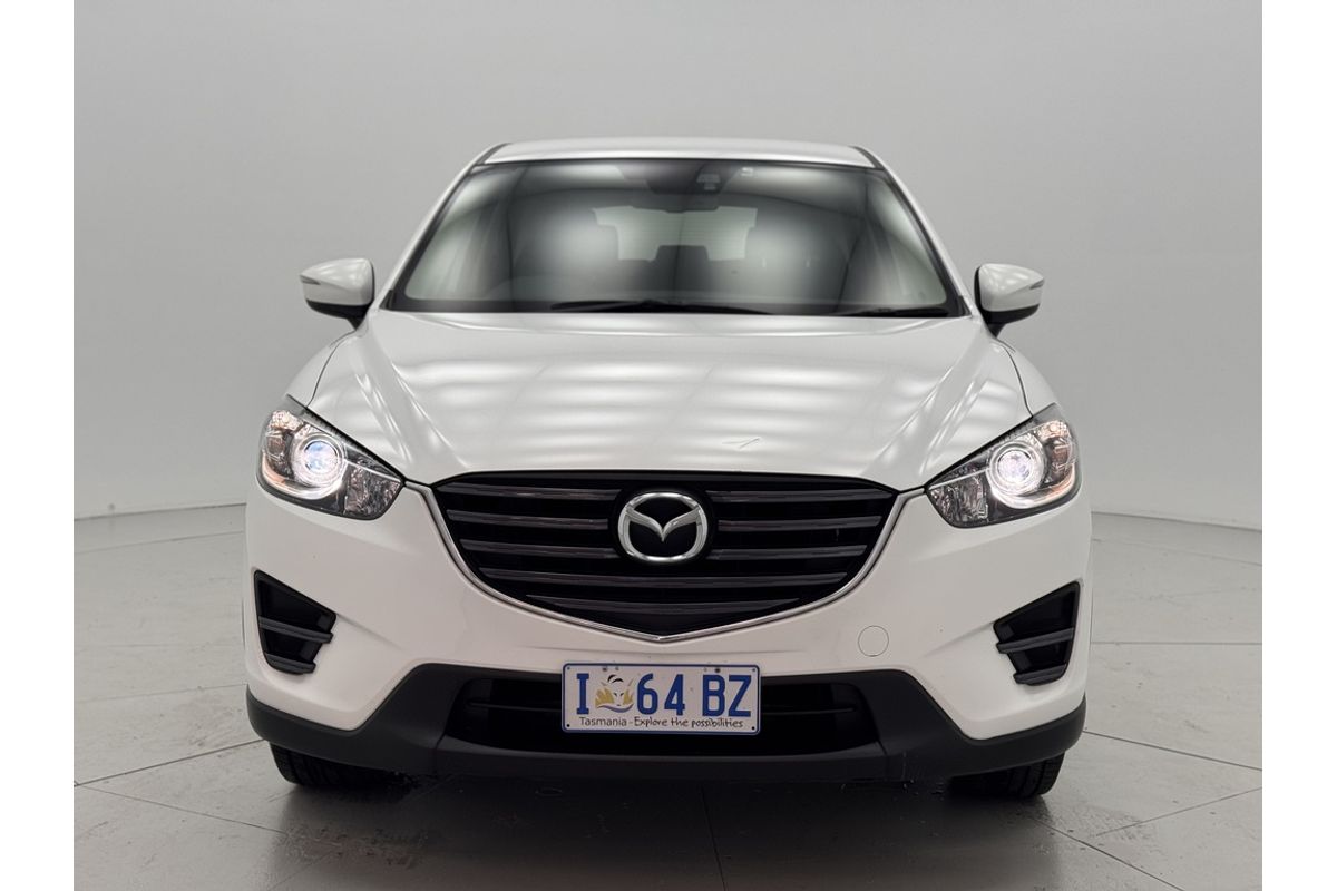 2016 Mazda  E 6AUTO MAXX PETROL FWD