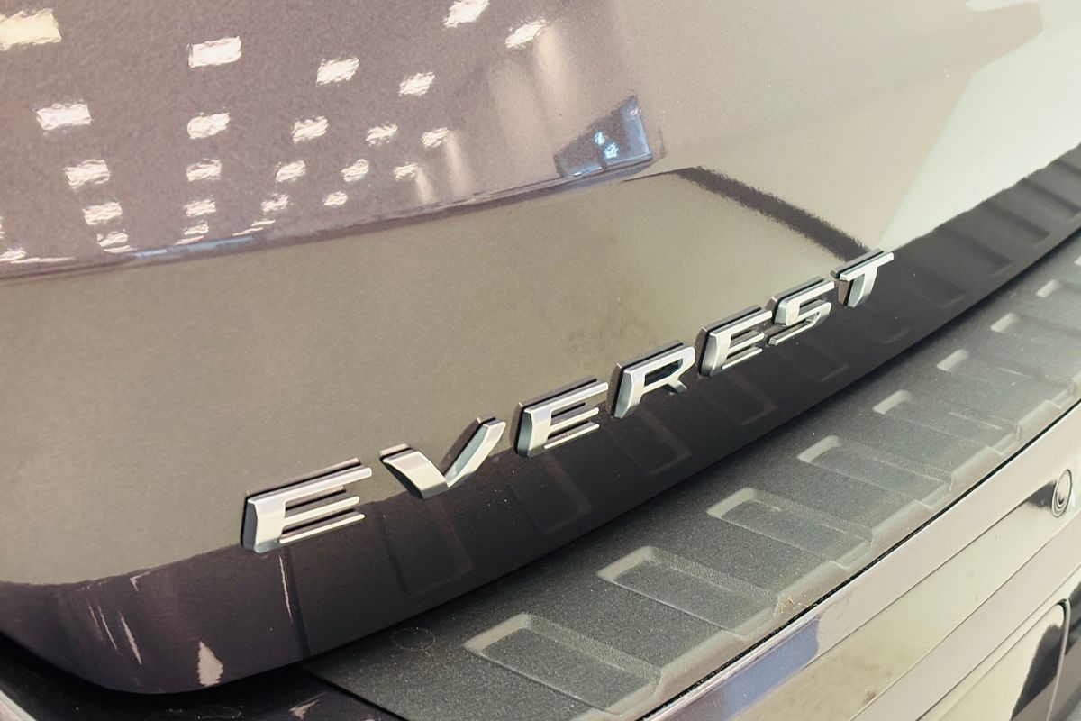Ford EVEREST, 2026.50, SUV, PLATINUM, 4x4, 3.0L V6 DSL,10 SPD AUTO